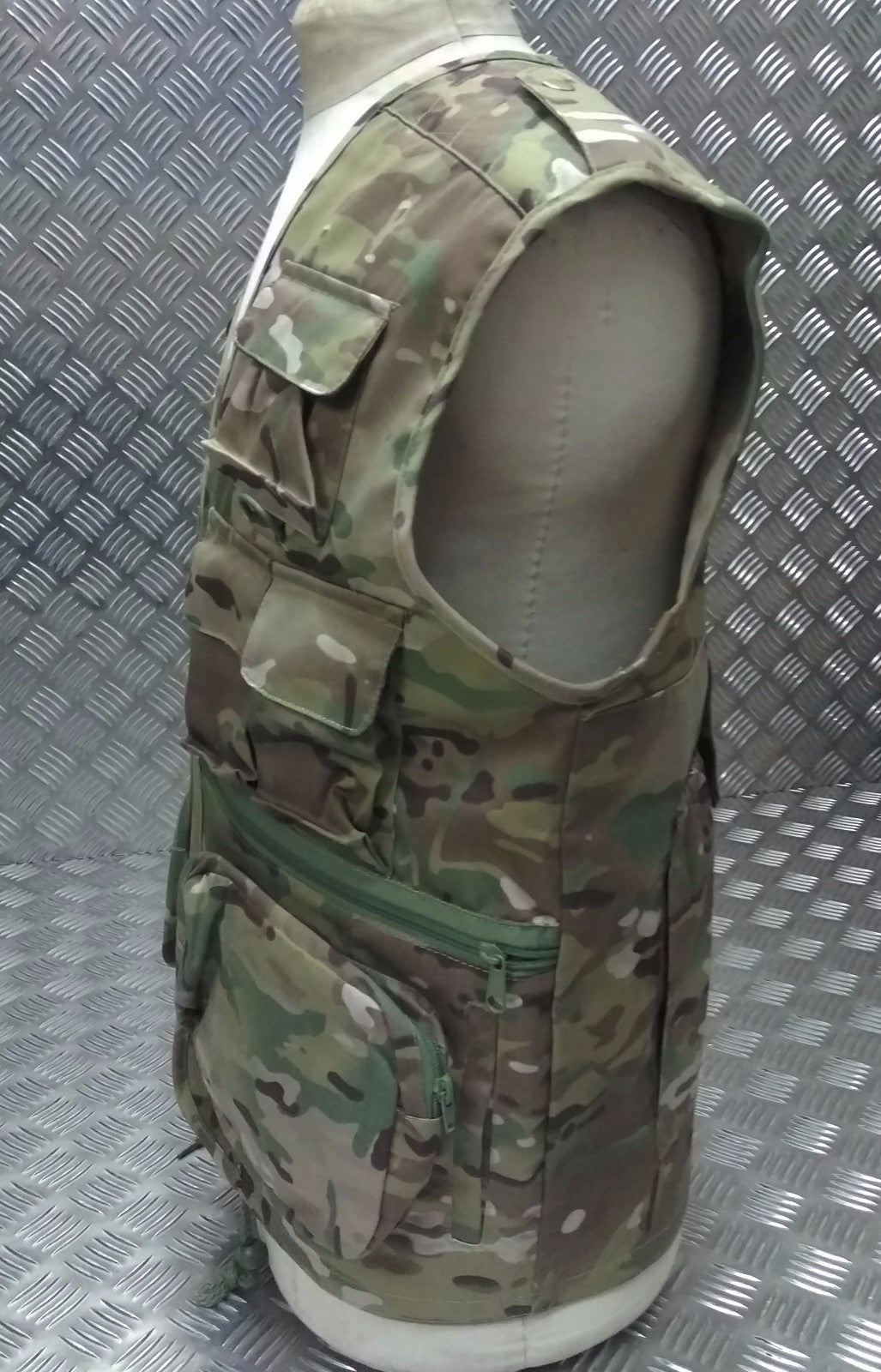 Fishing Hunters Photographers Multi Pocket Vest MTP Multi-Cam - NEW