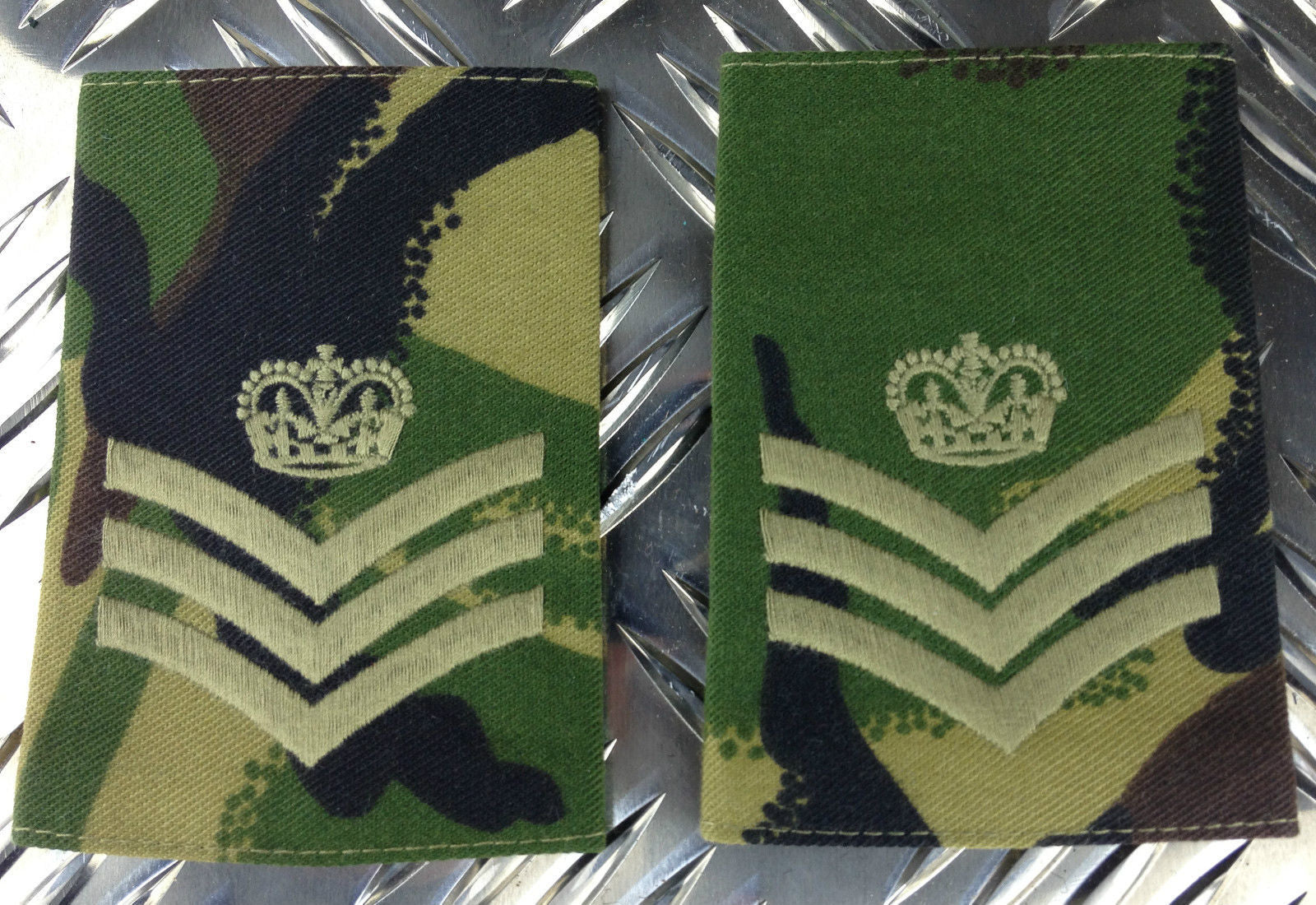Genuine British Army Woodland Camo STAFF SERGEANT Rank Slides / Epaulettes NEW