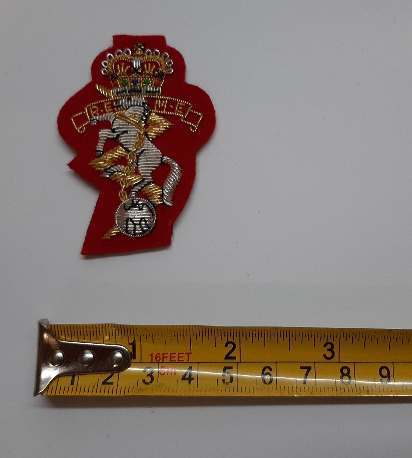 Side Hat Badge REME British Army Royal Electrical and Mechanical Engineers H/E