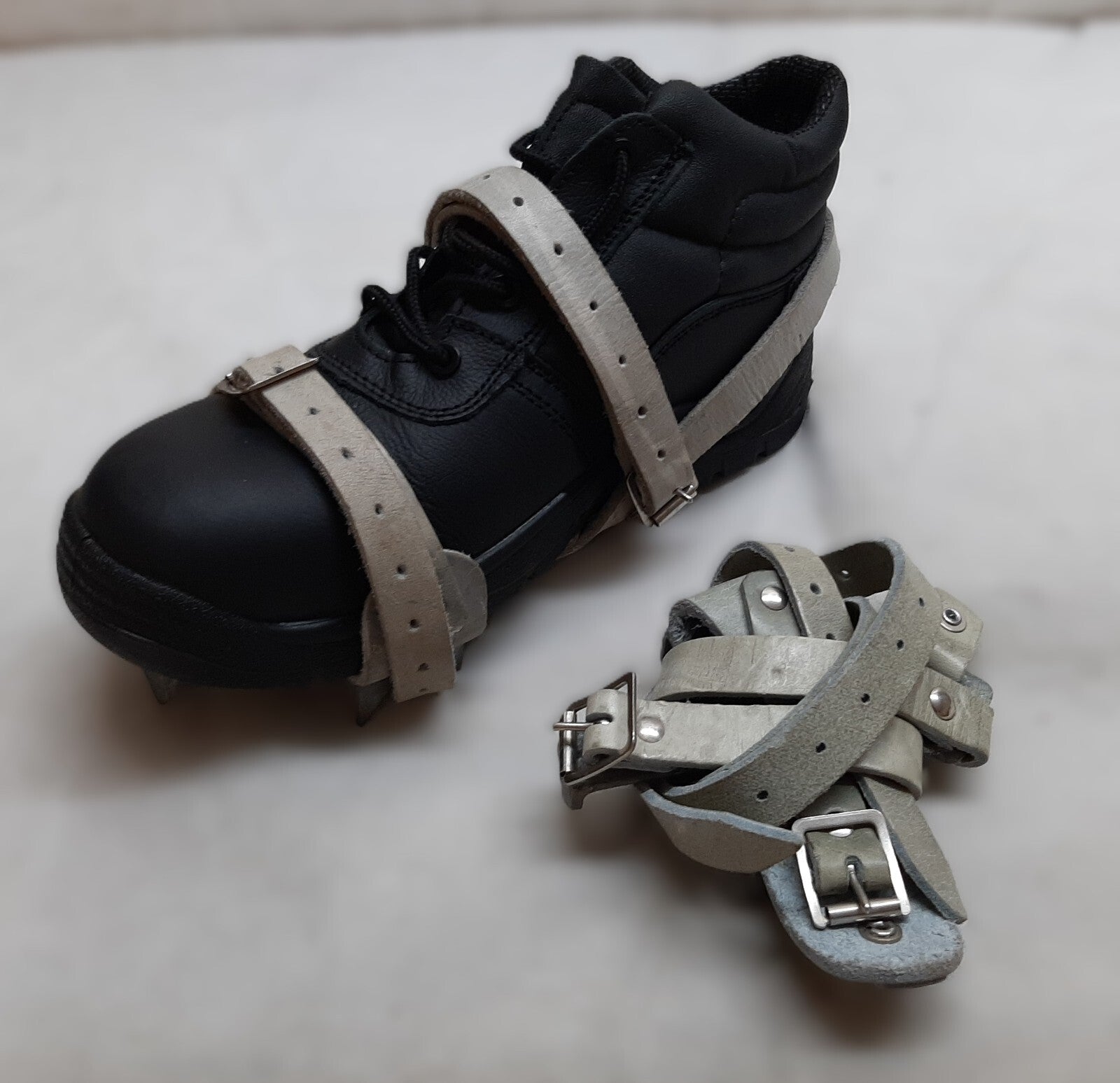 Crampon Boot Spikes British Tri Service Chrome Leather Straps One Size