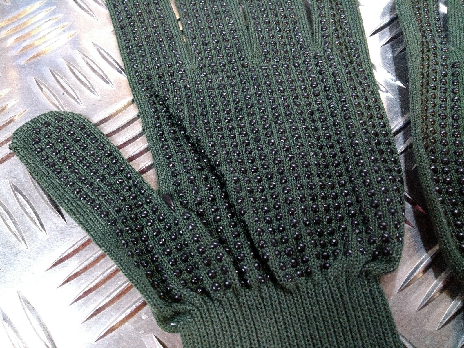 British Army Issue Olive Green Aramid Contact Combat Gloves All Sizes - NEW