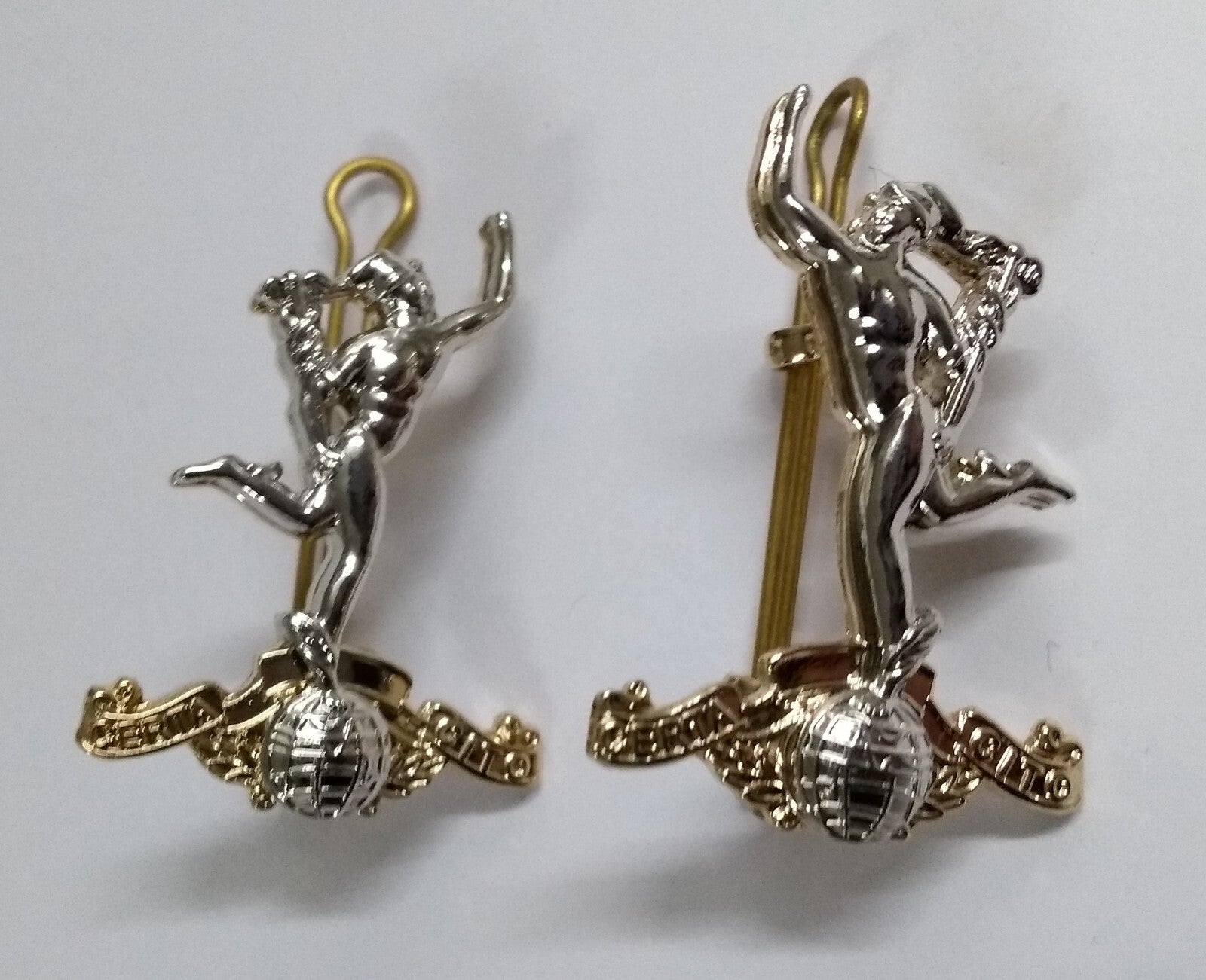 Signals Collar Dogs Army Royal Insignia "Certa Cito" Metal Badges Split Pin