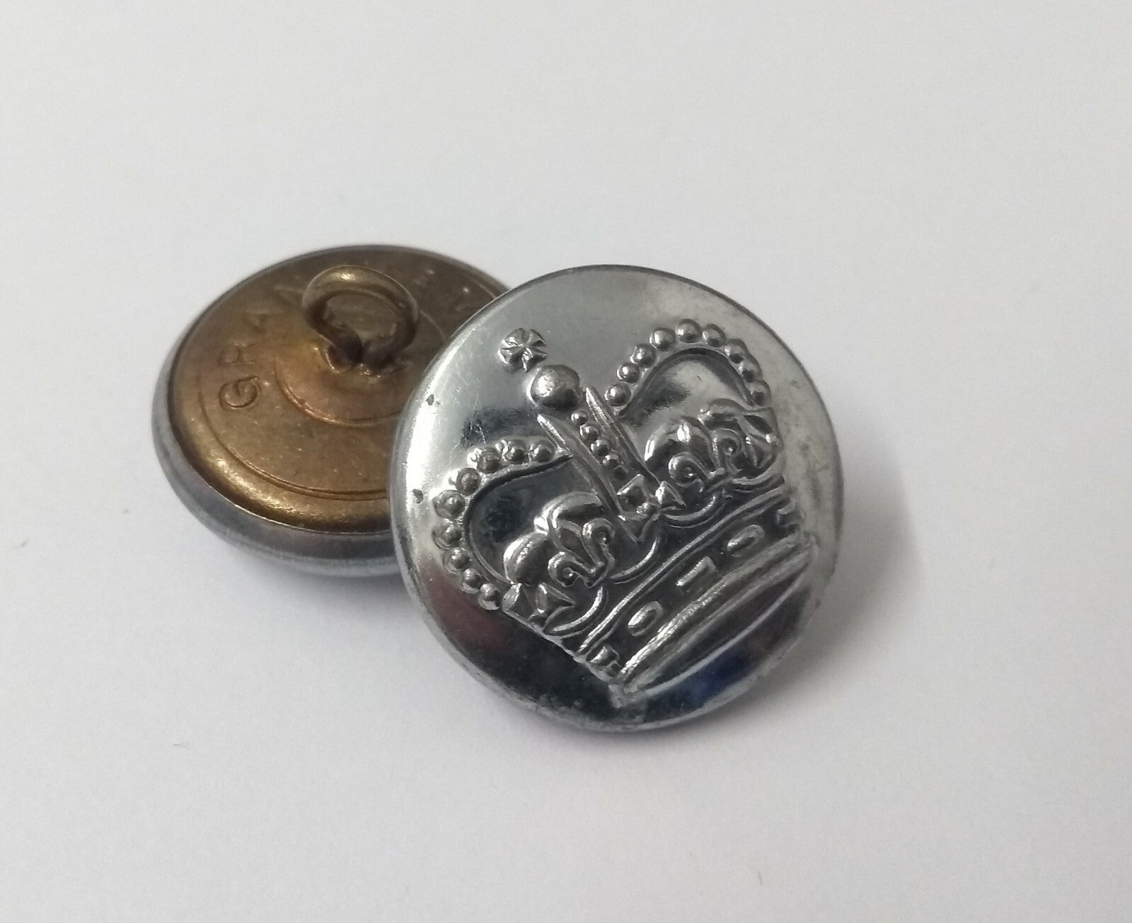 Genuine Vintage British Issue & Forces Silver Queens Crown Buttons X2 SBP2