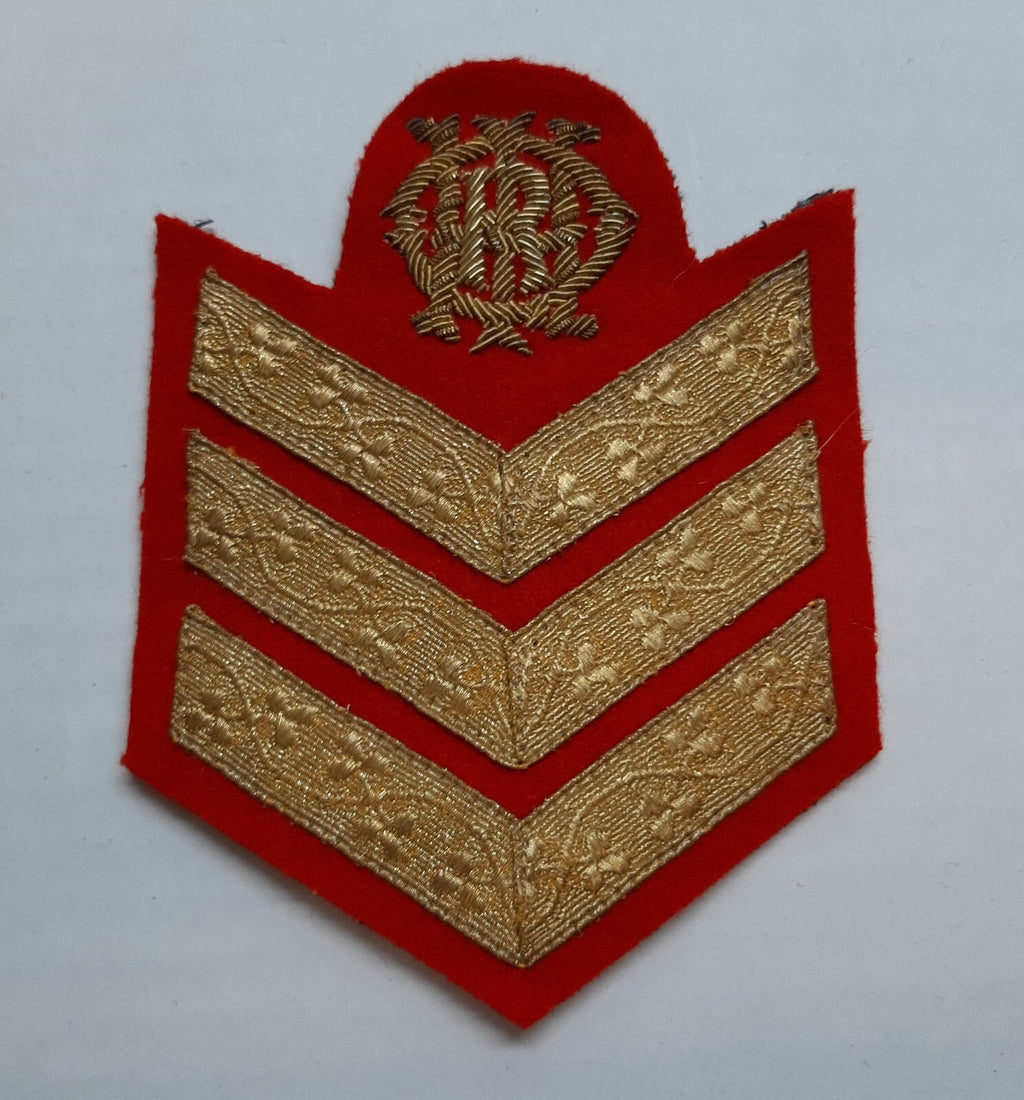 Queens Royal Irish Hussars NCOs 3 Bar Chevron Old Pattern British Army Cypher