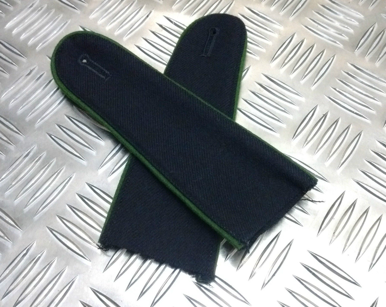 British Army No1 Dress Jacket Shoulder Straps Green Pipe - NEW