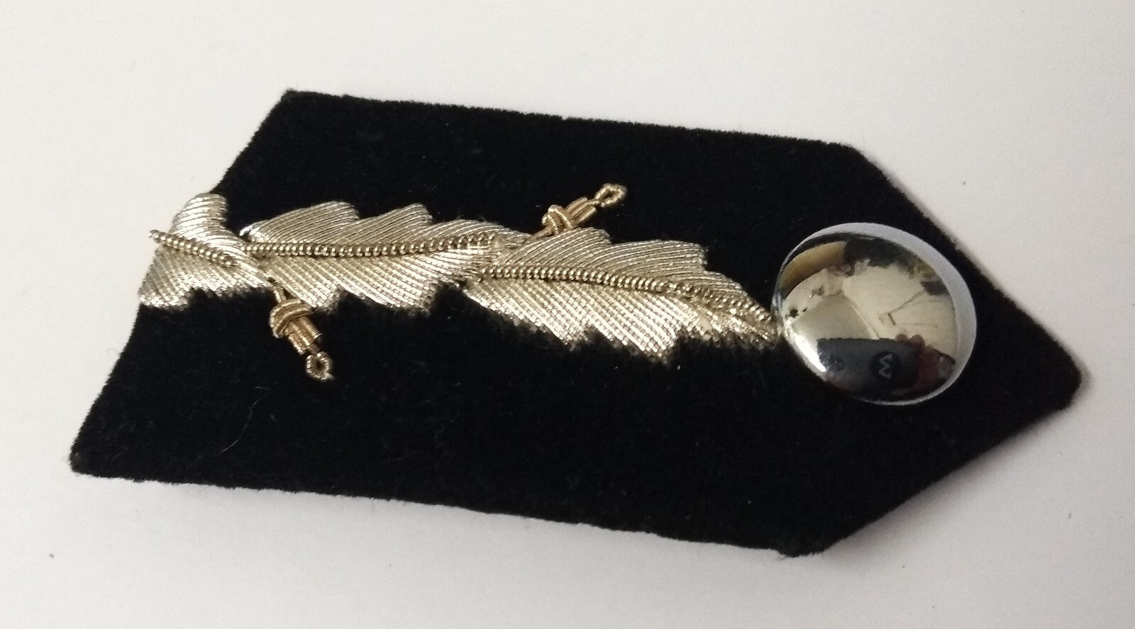 Black Gorgets Collar Tabs With Silver Leaf Insignia Plain Buttons & Clip Backs M