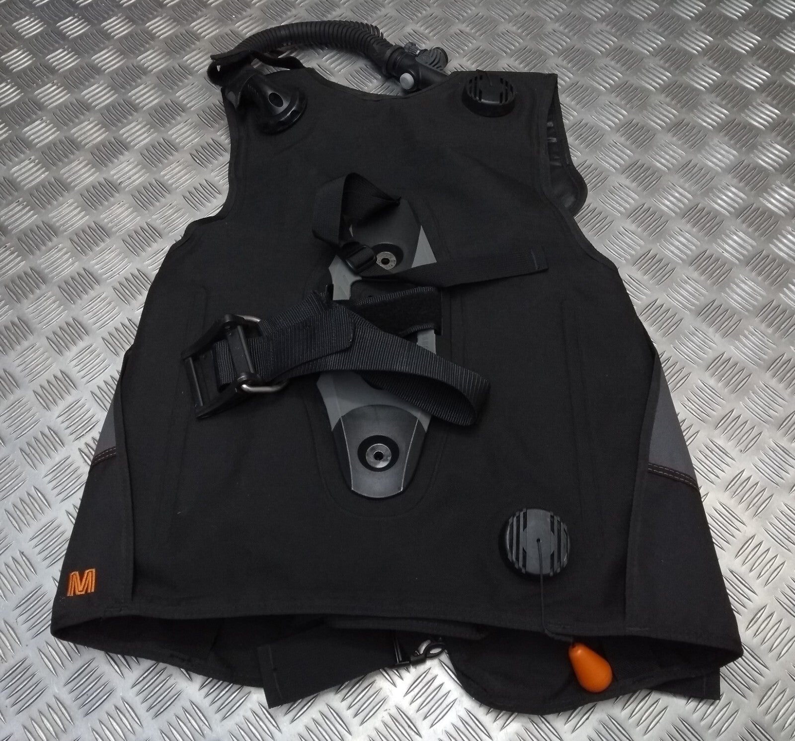 Aqua Lung Vest Diving Scuba BC/BCD Buoyancy Compensator British Army Issue MD