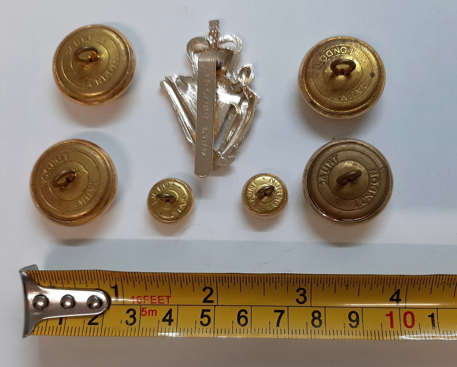 UDR Army Buttons & Badge British Ulster Defence Regiment Queens Crown Insignia