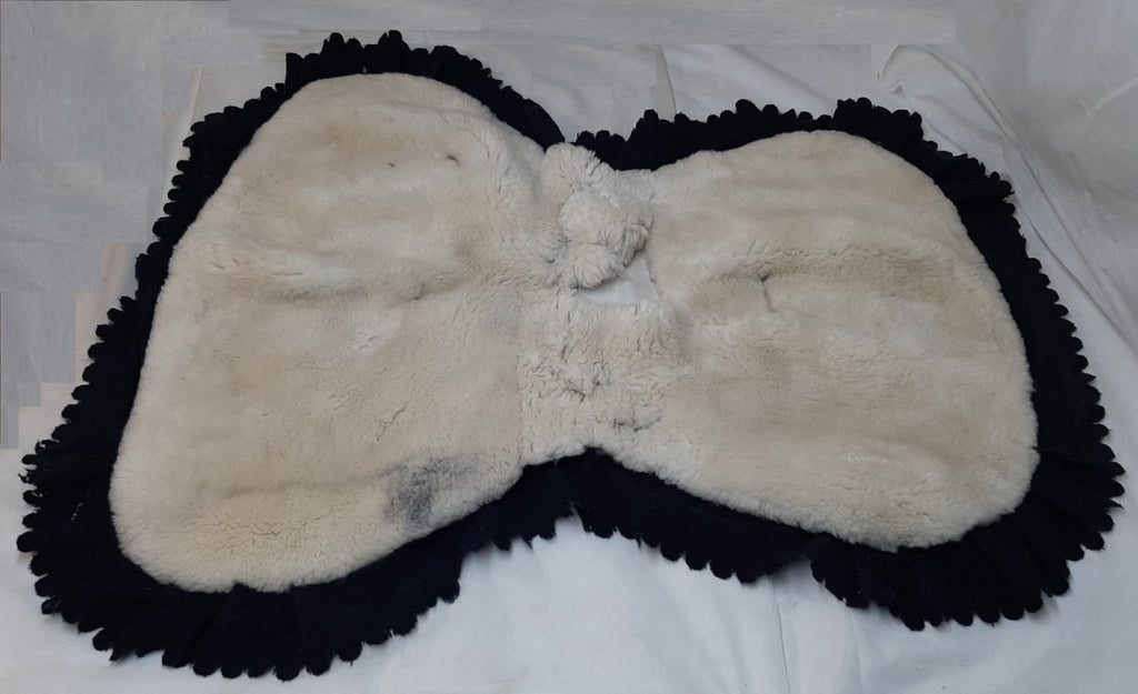 Shabraque Flounce Sheepskin British Army Mounted Cavalry and Horse Guards Pad