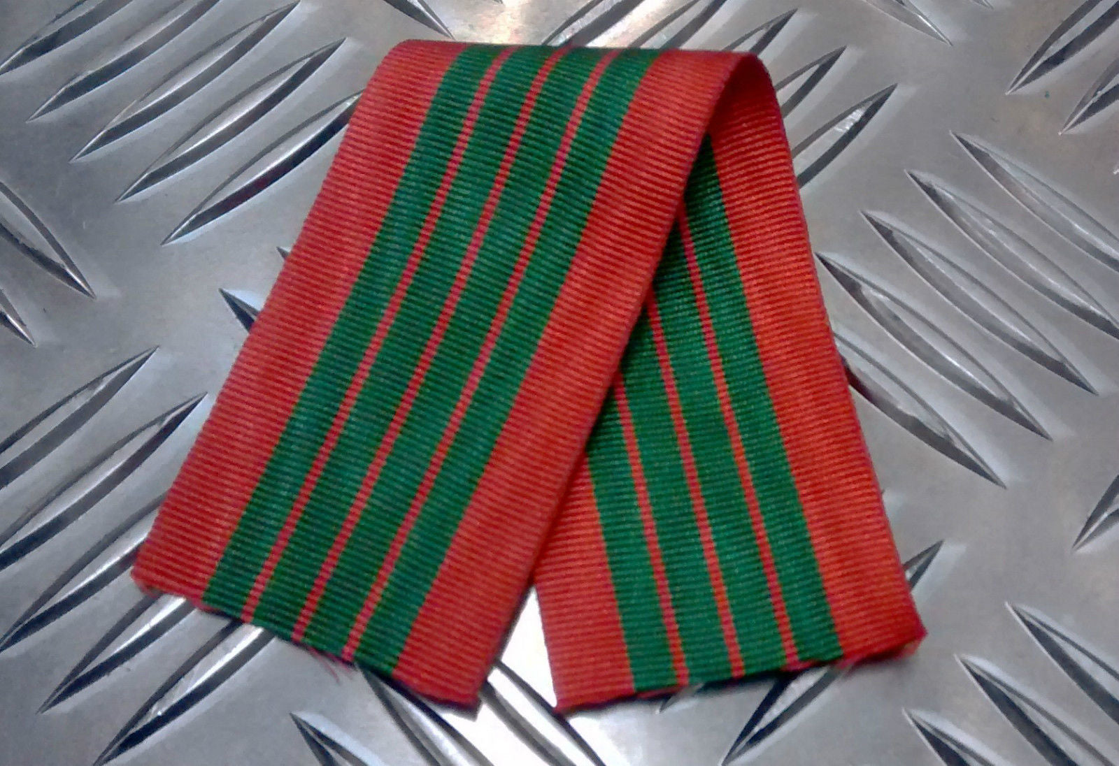 Genuine 6" Medal Ribbon FRANCE CROIX DE GUERRE 1939- 1945 WW2- NEW