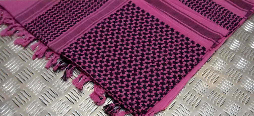 100% Cotton Shemagh / Arab Scarf / Pashmina / Wrap / Sarong. Black on Pink - NEW