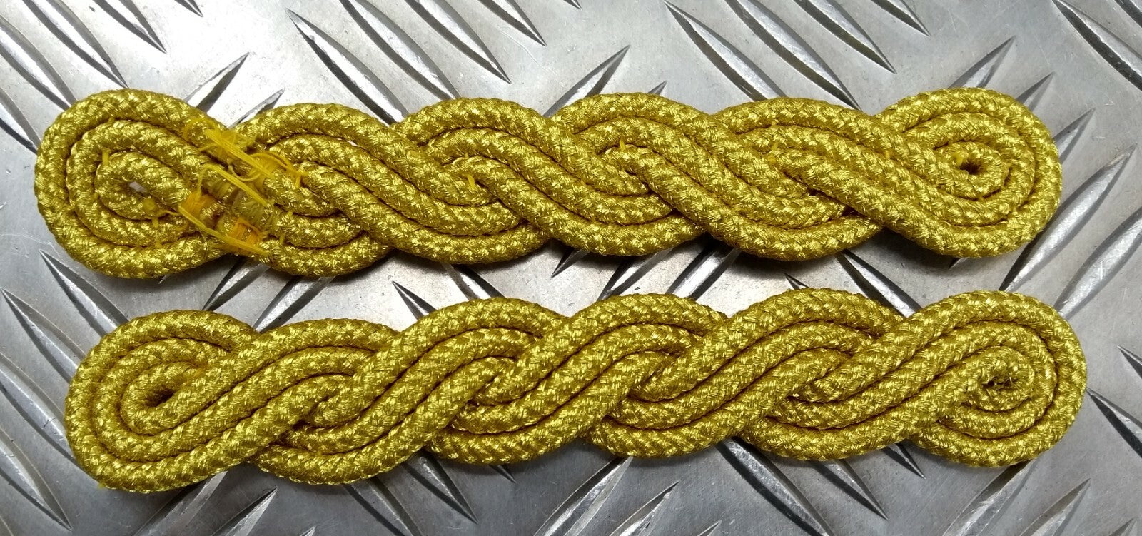 Genuine Issue No Rank Gold Wire Ceremonial Braided Shoulder Boards