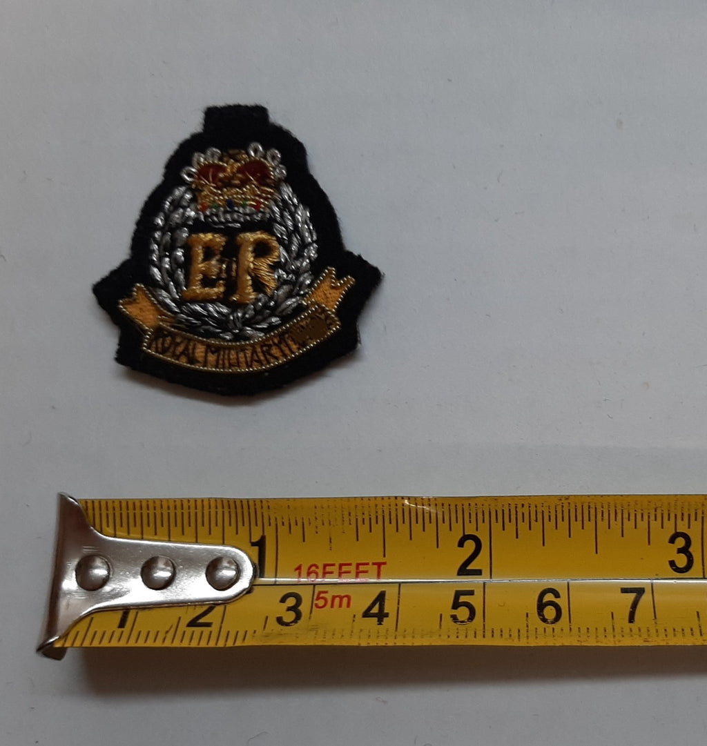 RMP Collar Badges Hand Embroidered Mess Kit Queens Crown ER II 1 Pair