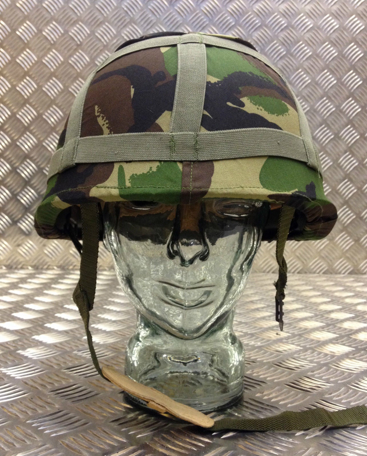 Genuine British Army Woodland Camo DPM Helmet Cover. Size Adjustable - Brand NEW