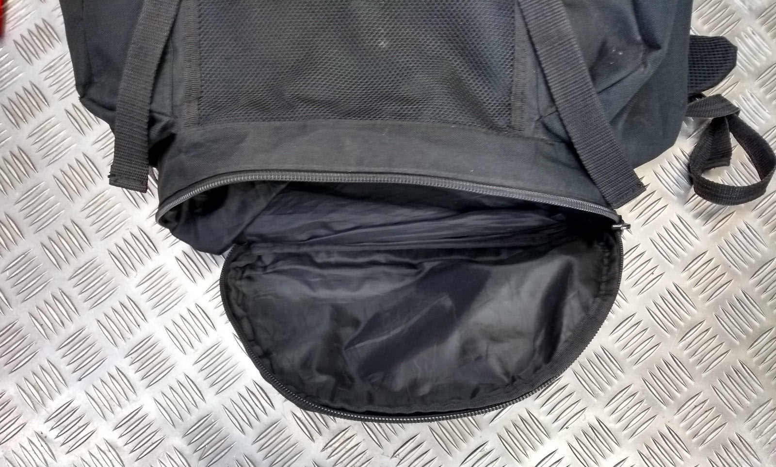 British Army 30 litre Black Field Daysack Rucksack Backpack