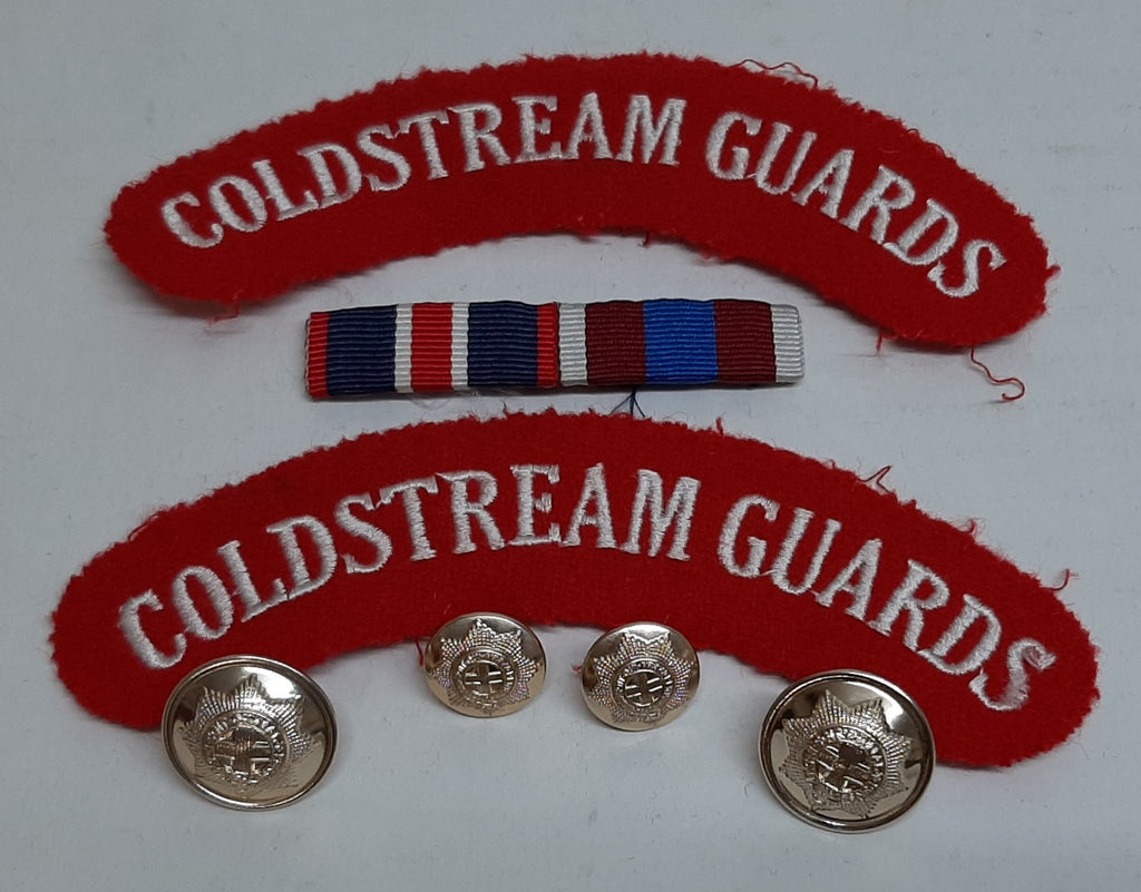 Coldstream Guards No2 Shoulder Badges, Medal Bar and Spare Buttons British Army