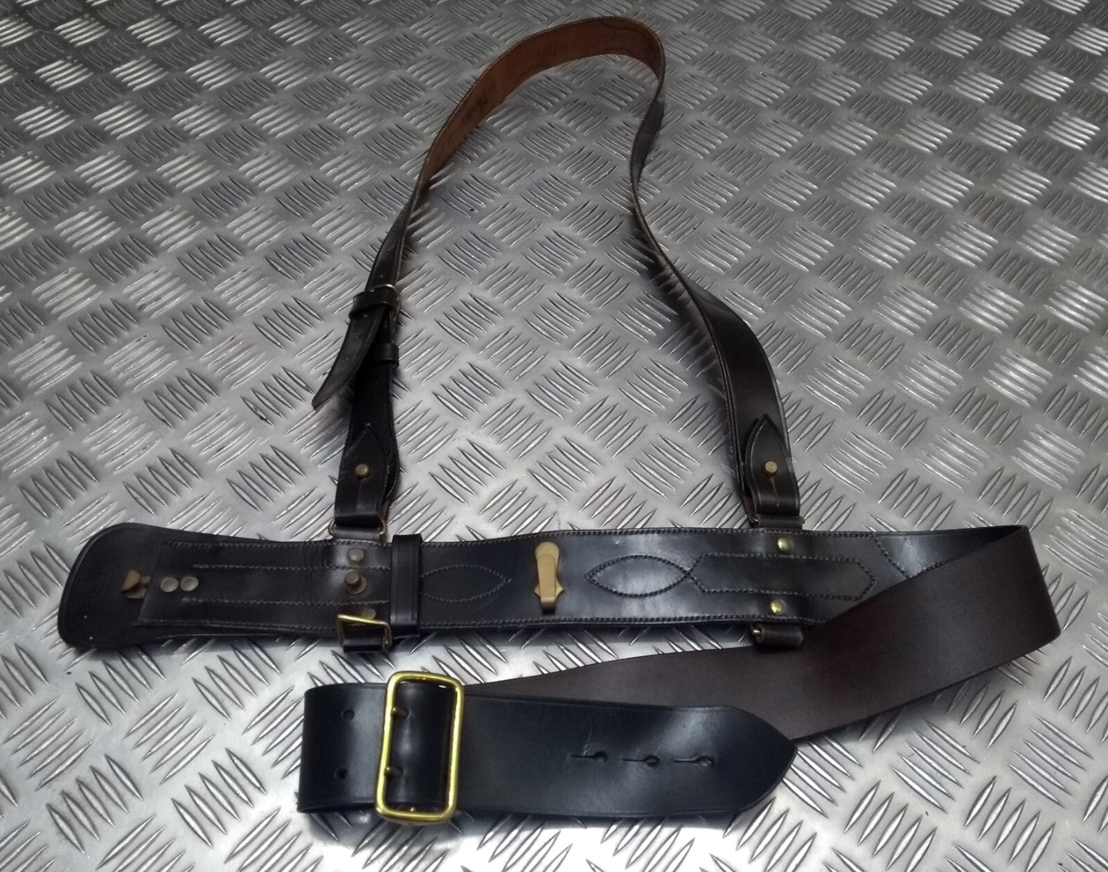 Vintage Sam Browne Leather Belt and Cross Over Strap Hobson London