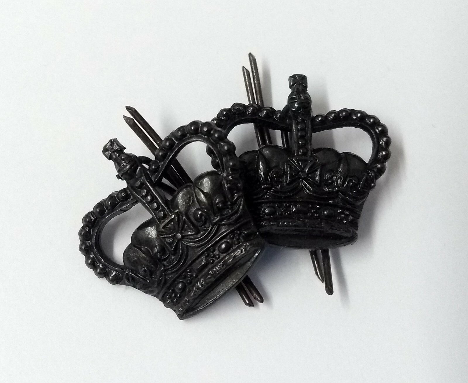 Genuine Vintage Issue Subdued St Edwards Rank Prong Crowns X2 GIM100