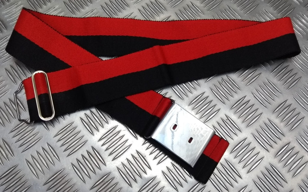Two Tone Stable Belt Red & Black 62mm With Chrome Plate Buckle No 44"