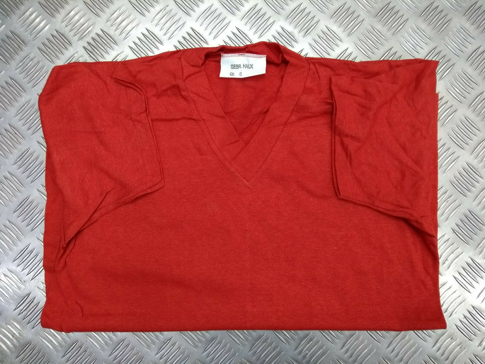 Genuine German 100% Cotton Red Short Sleeve V-neck T-shirt Medium Gebr. Haux NEW