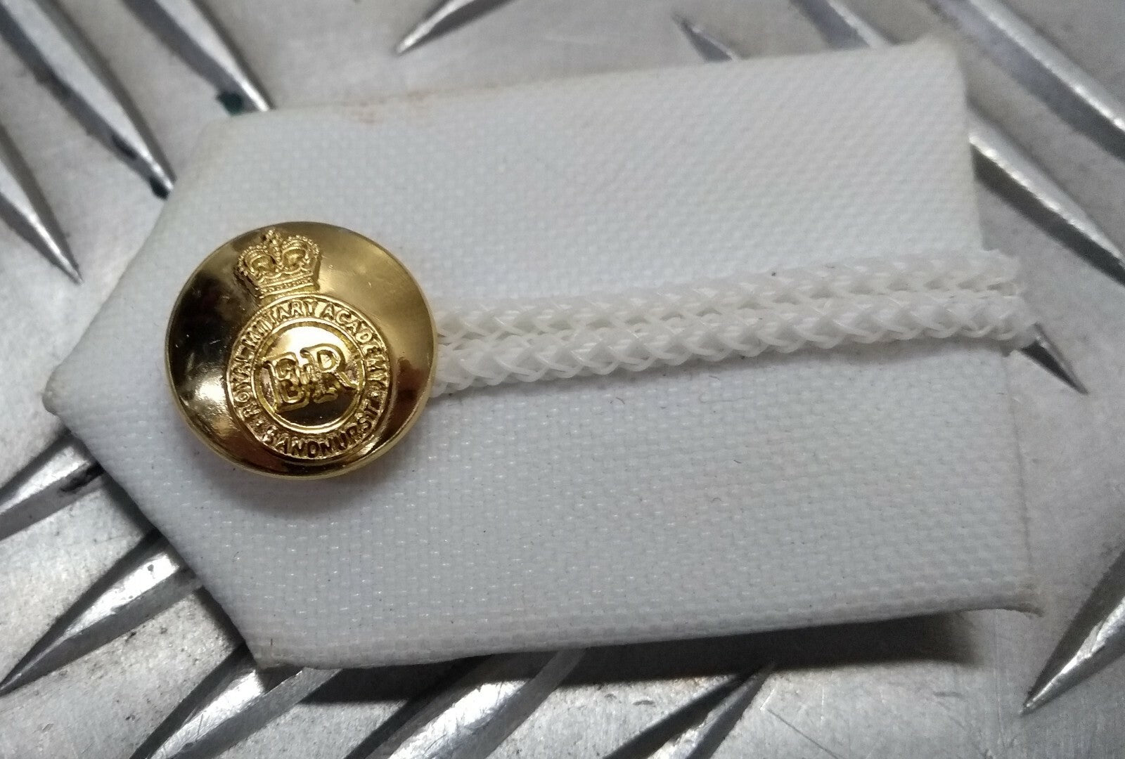 RMAS Genuine British No1 Sandhurst Academy White Gorget Collar / Tabs Short