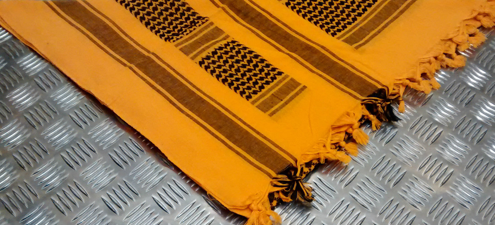 100% Cotton Shemagh / Arab Scarf / Pashmina / Wrap / Sarong. Orange & Black NEW