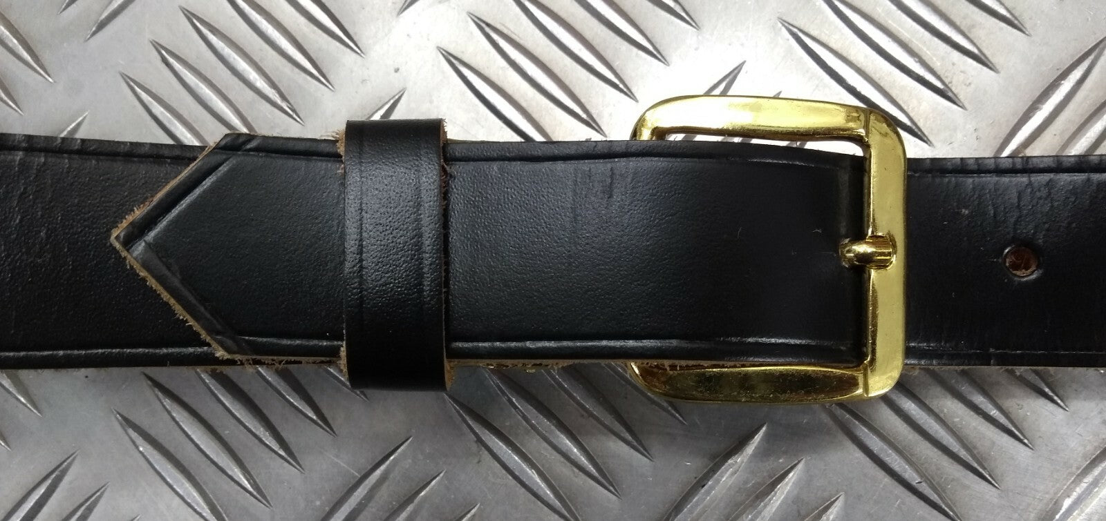 Black Leather 3cm Trouser Belt With Gilt Type Long Bar Buckle 38"