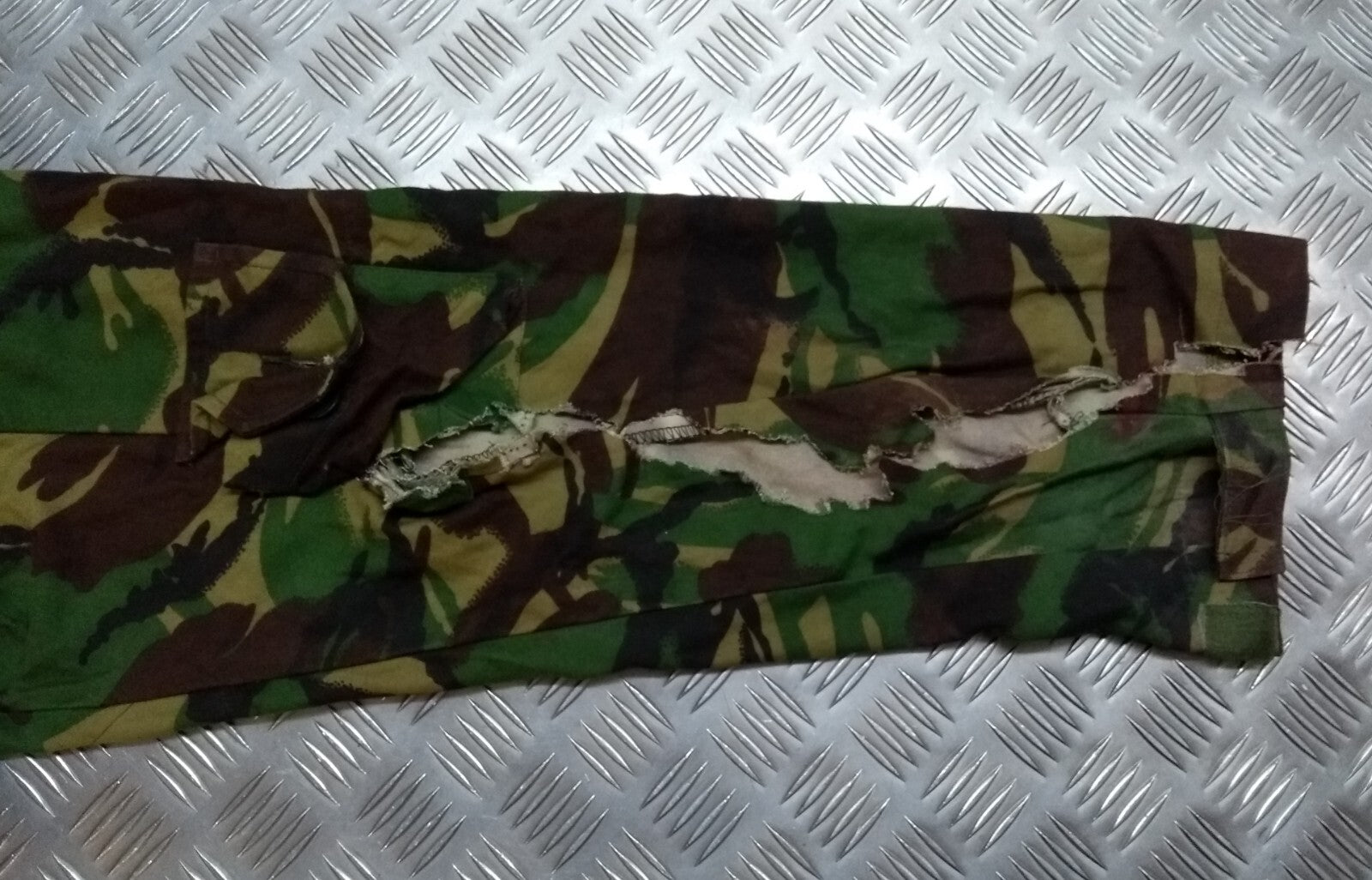 DPM Combat Jacket 1980s Pattern British Army Camo Smock Old Camouflage Design