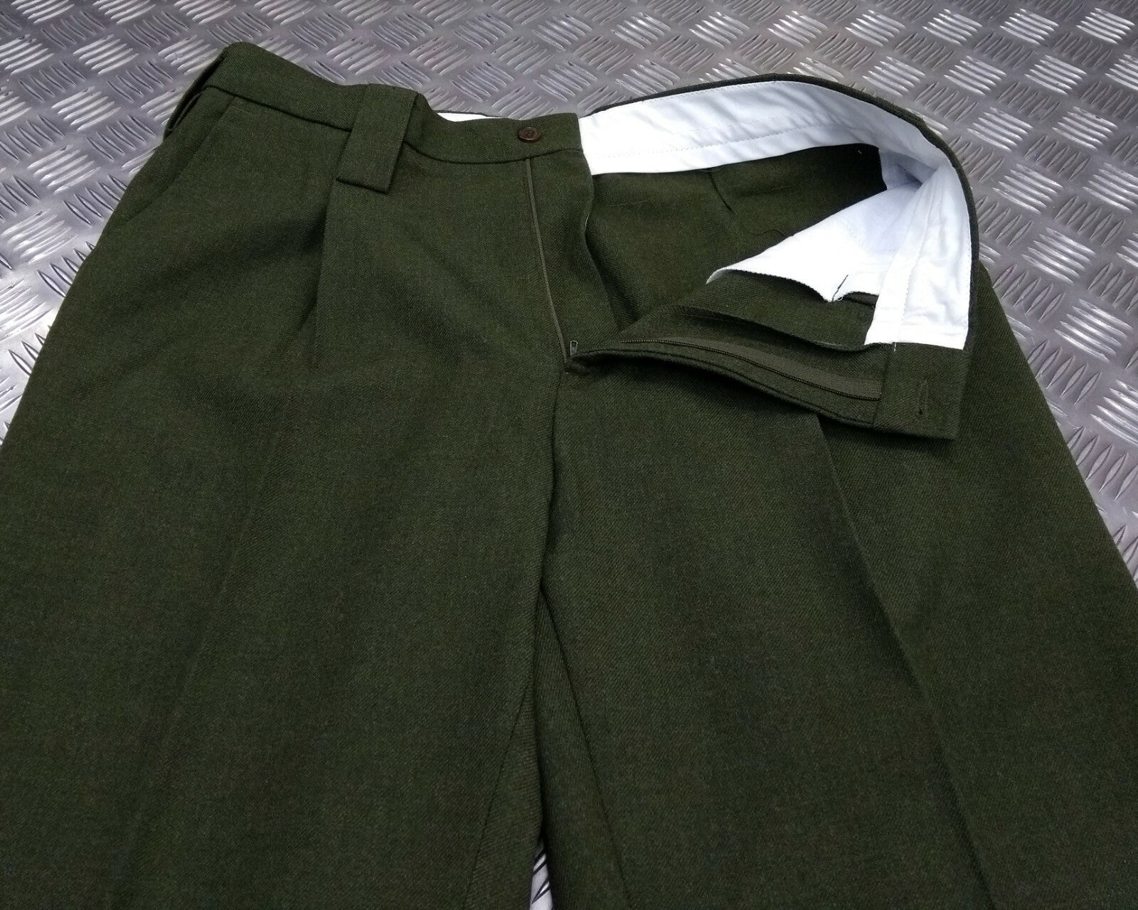 Green Barrack Trousers H & S Wool Mix Waist 26"
