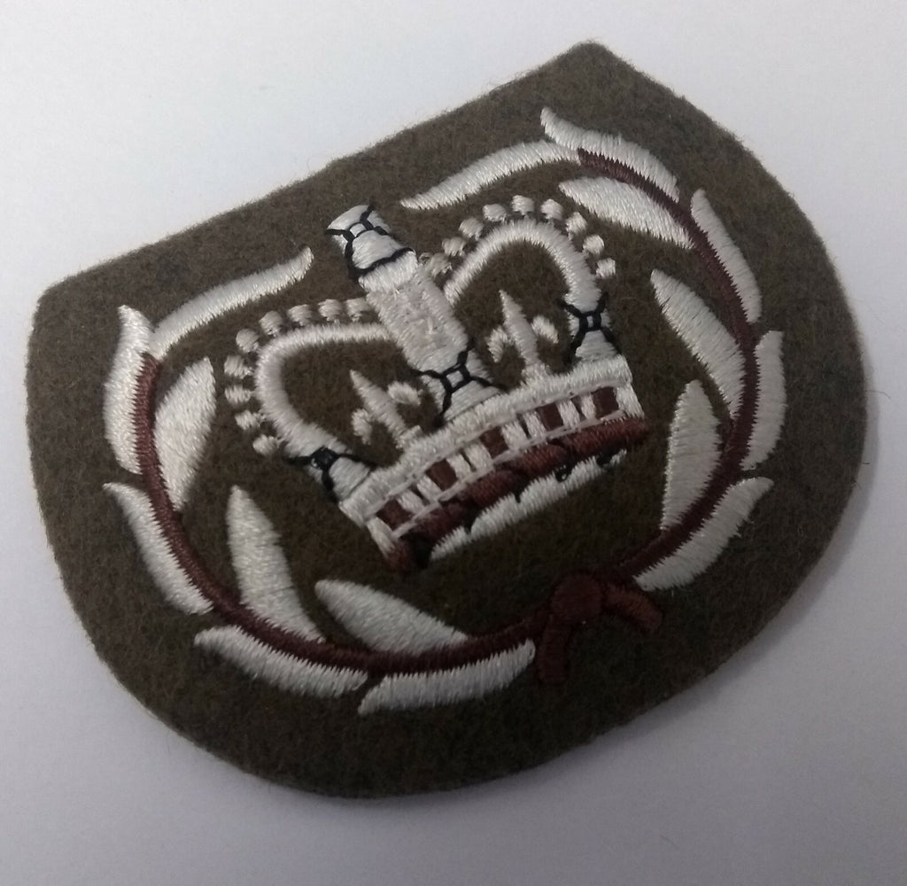 WO2 RQMS Patch No2 Khaki Arm Badge Q/C Crown and Laurel