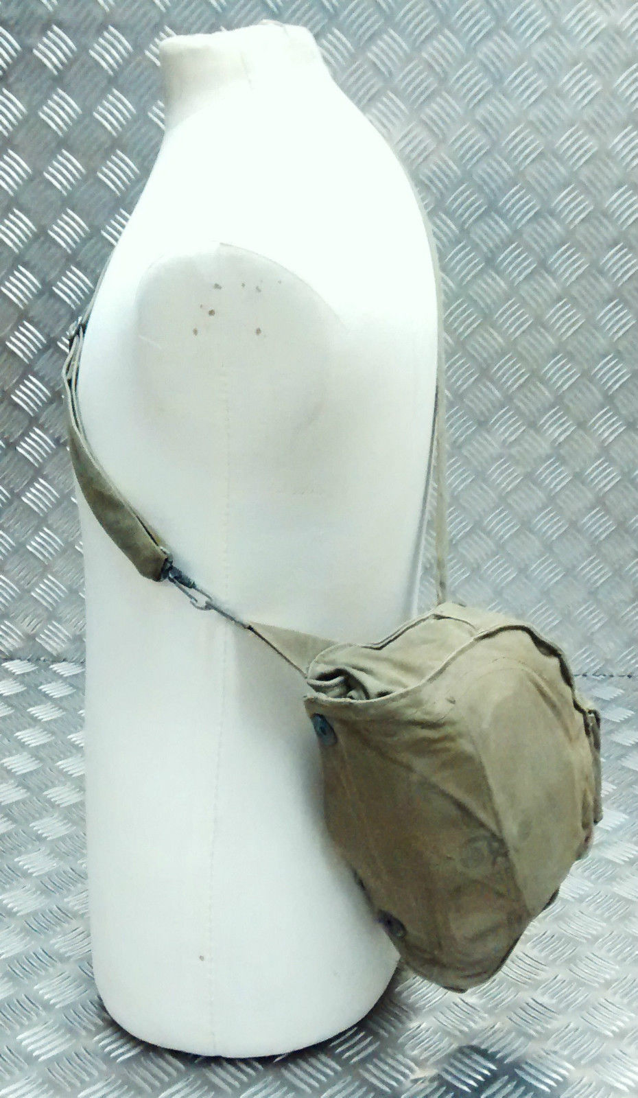 Vintage US MSA M17 Gas Bag Side Bag / Hip Bag USGI Vietnam