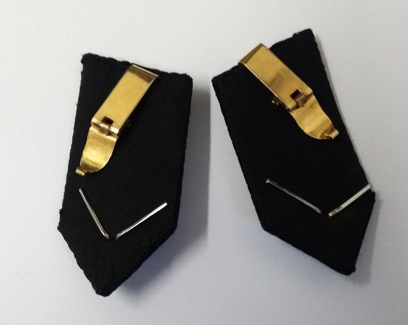 Black Gorgets Collar Tabs With Silver Leaf Insignia Plain Buttons & Clip Backs M