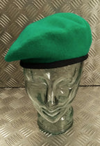 Hobson of London Mid Green Wool Lined Beret Size 7 1/4 New
