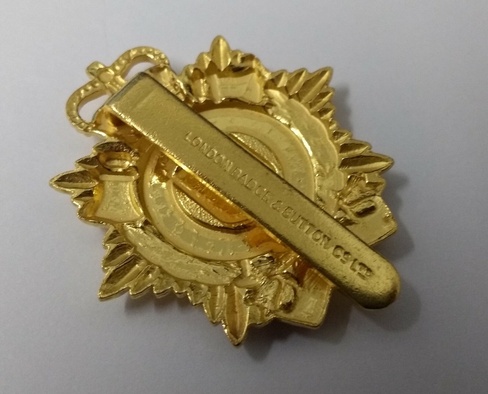 RLC Hat Badge Service Dress For No1 & No2 Peaked Caps & Berets - NEW