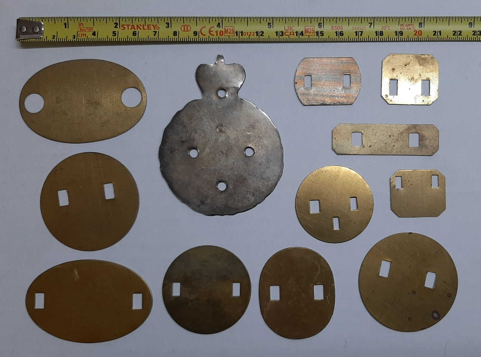 Back Plates Assorted lot of 12 Insignia Backing Shims British