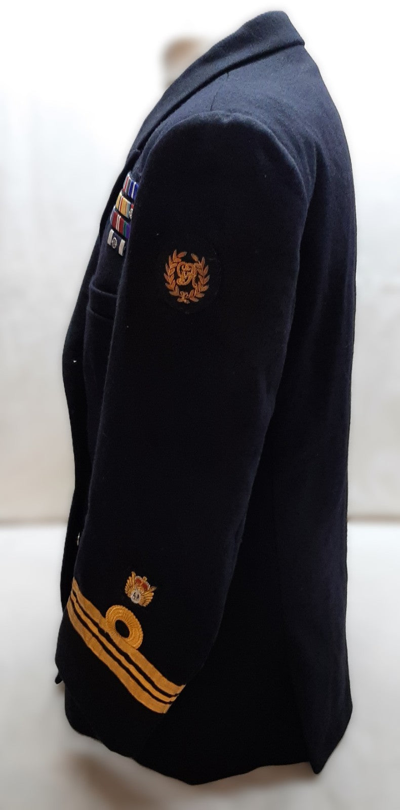 Royal Navy RN No1B Jacket Barathea British Naval Dress OFCs Lt Cdr 108cm Regular