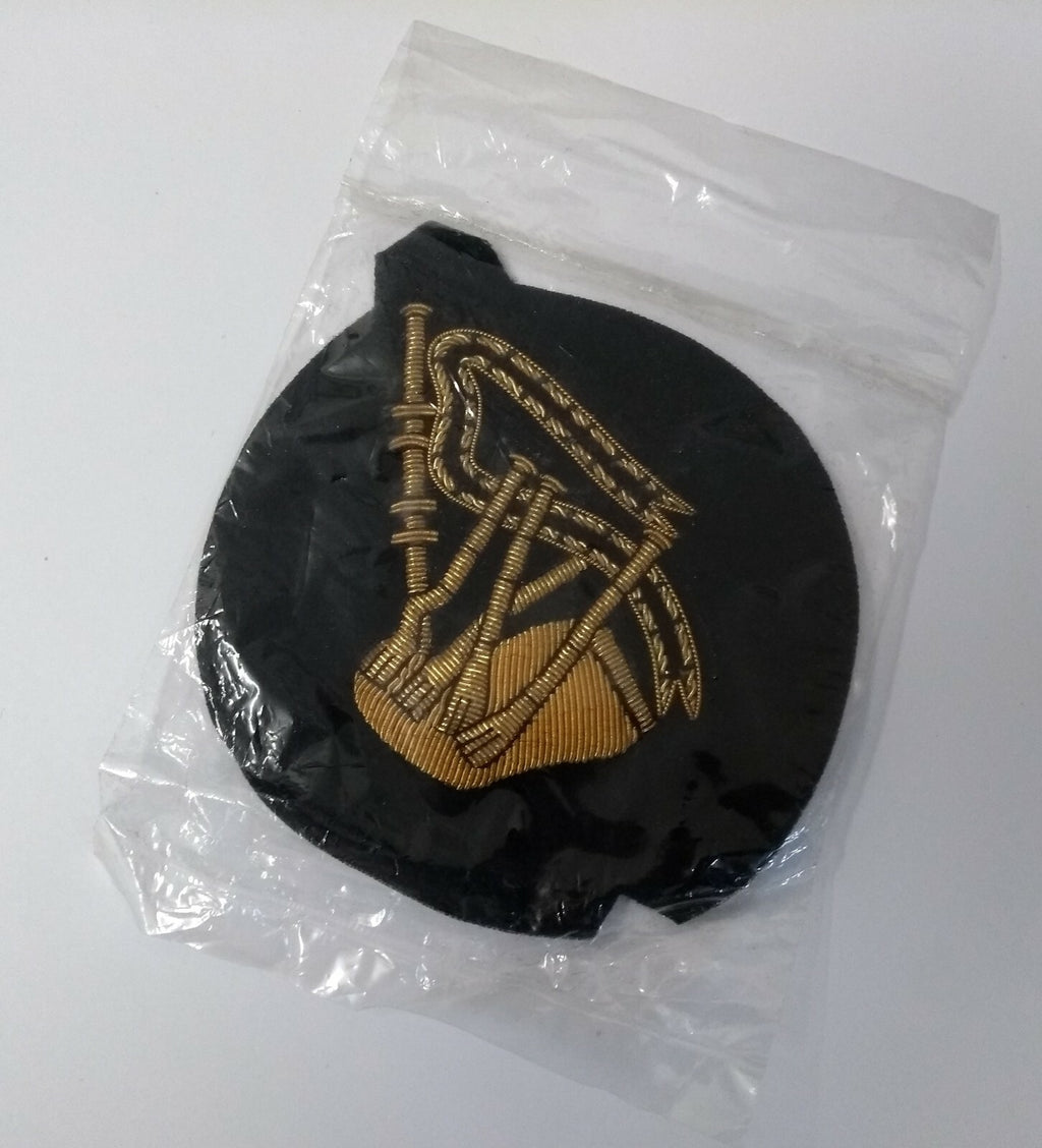 Genuine British Made Wire Embroidered Bagpipes Bandsman Large Badge
