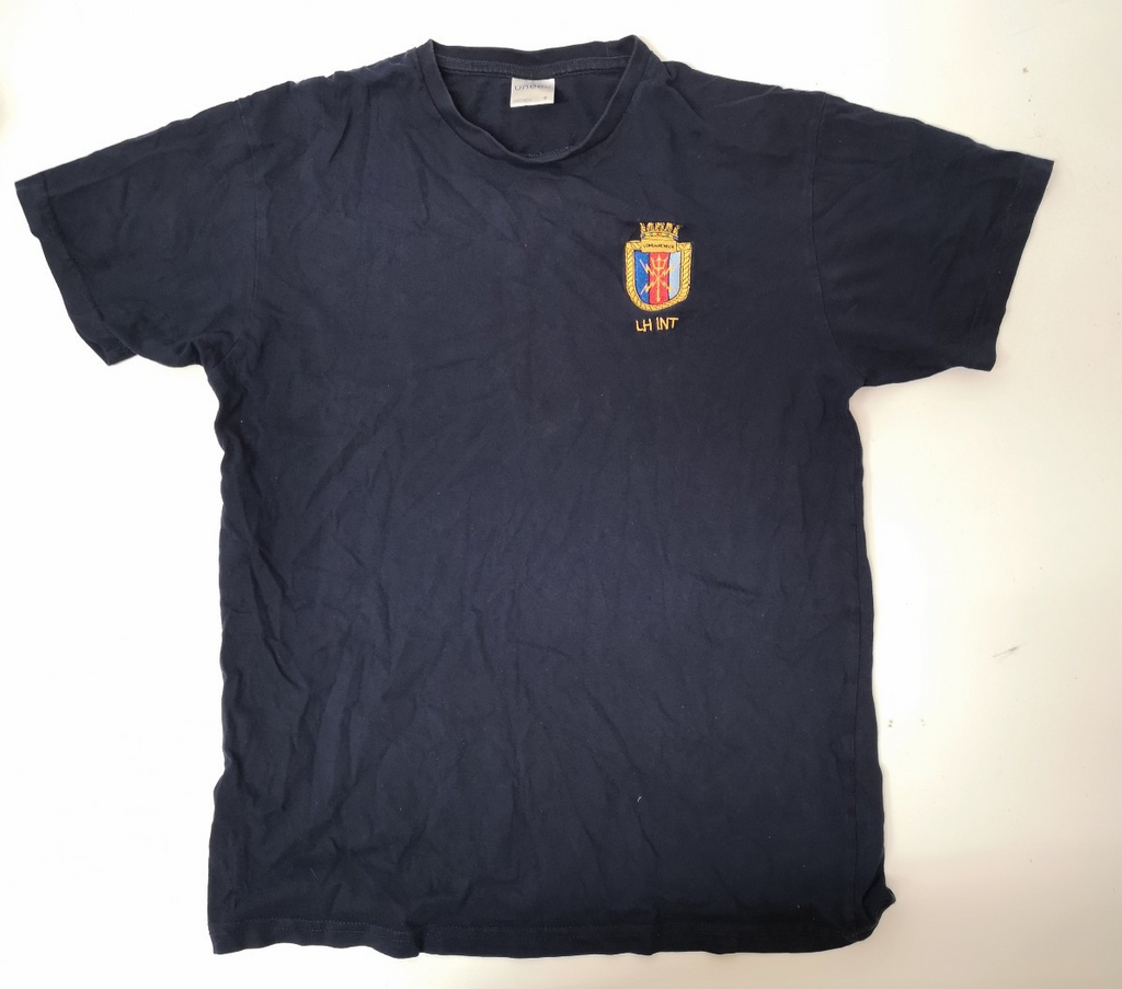 Short Sleeve Dark Blue T-shirt with COMUKMCMFOR LH INT Chest Insignia Size Small