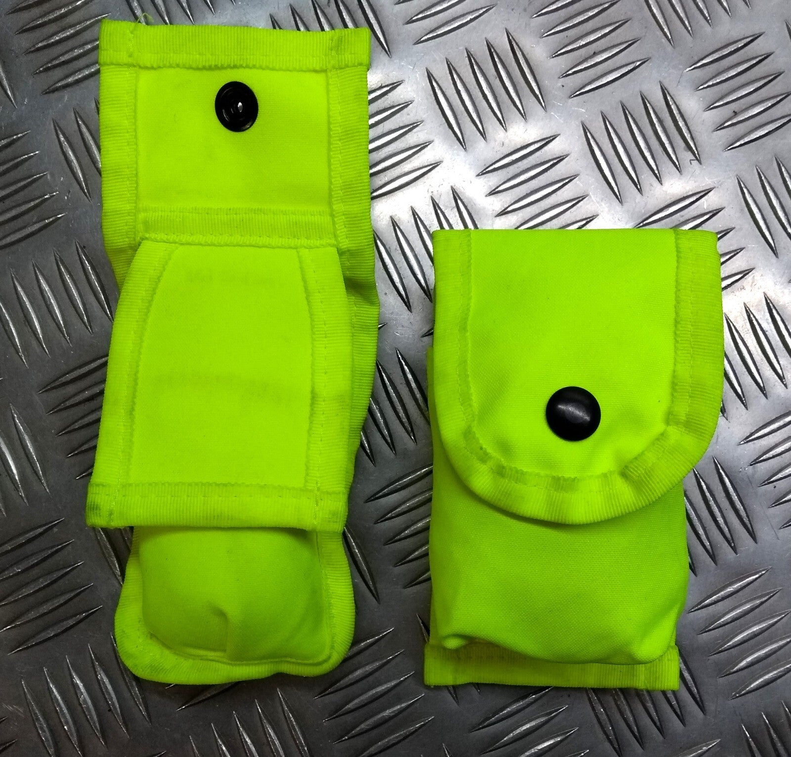 Aegis Pouch Set 2 PC Hi Viz Molle Vest Accessory Pouches Twist Click Interlock