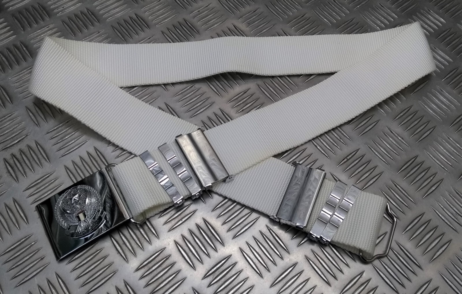 Abu Dhabi Belt White Nylon With Insignia Buckle For Ceremonial & Parade Duties