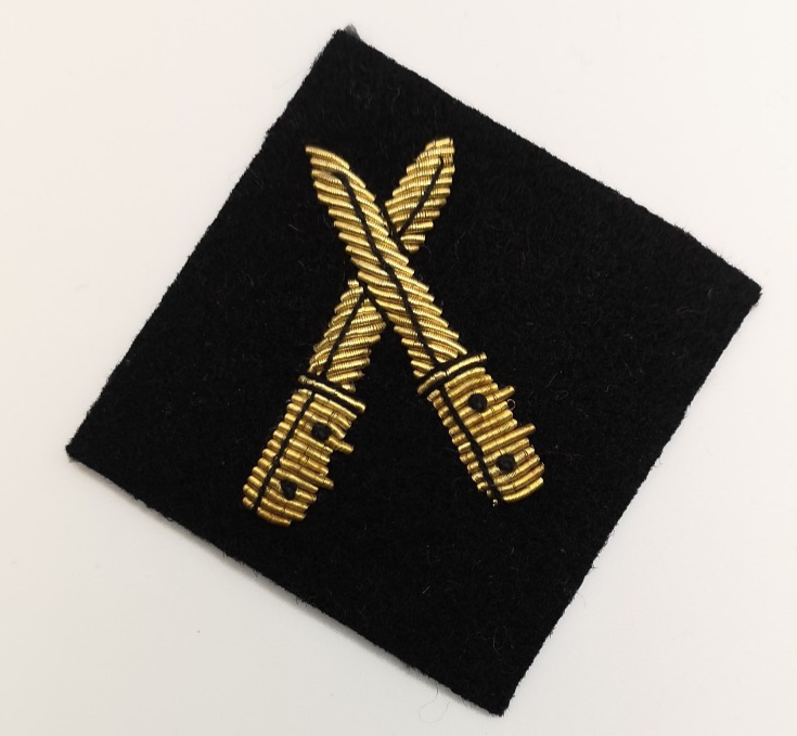 Mess Kit Badge Infantry Crossed Daggers Wire Braided on Black Felt