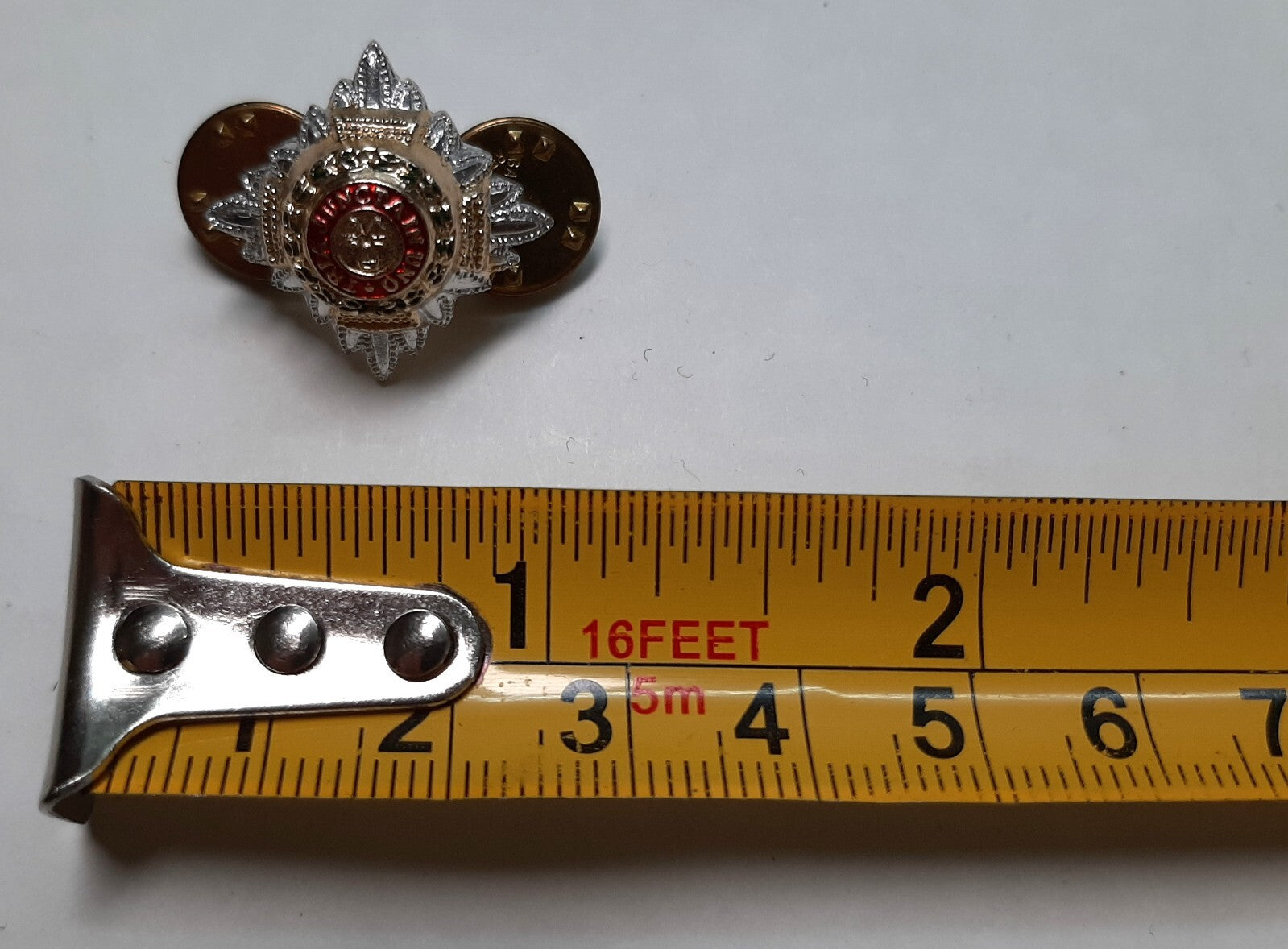 Army Shoulder Rank Star s / Pips British Insignia Silver / Gold Colour Tops
