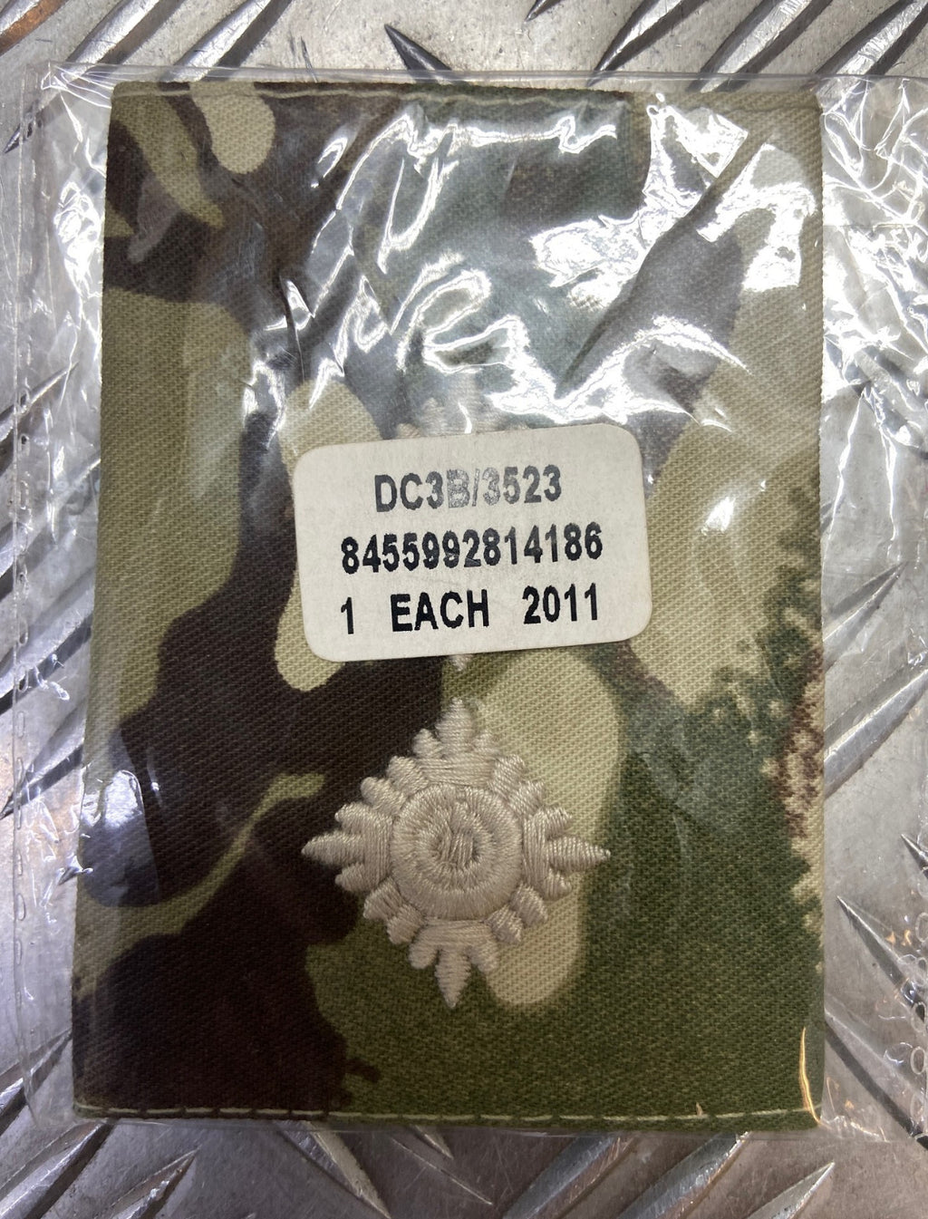 Tab Slide MTP Slider Multi-Cam LT 2 Pip Stars Embroidered - NEW
