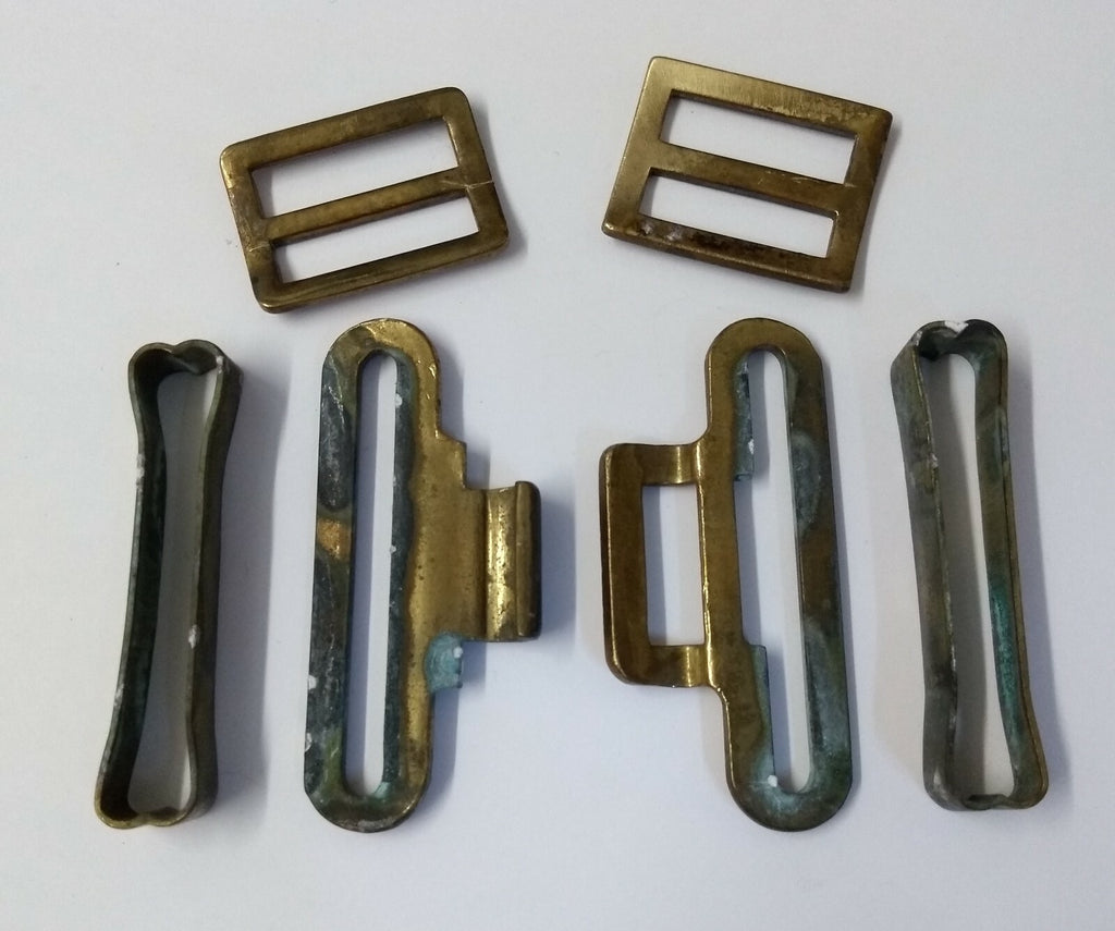 6 Piece WW2 British Issue 1937 Pattern Web Belt Buckle Set 37' Brass