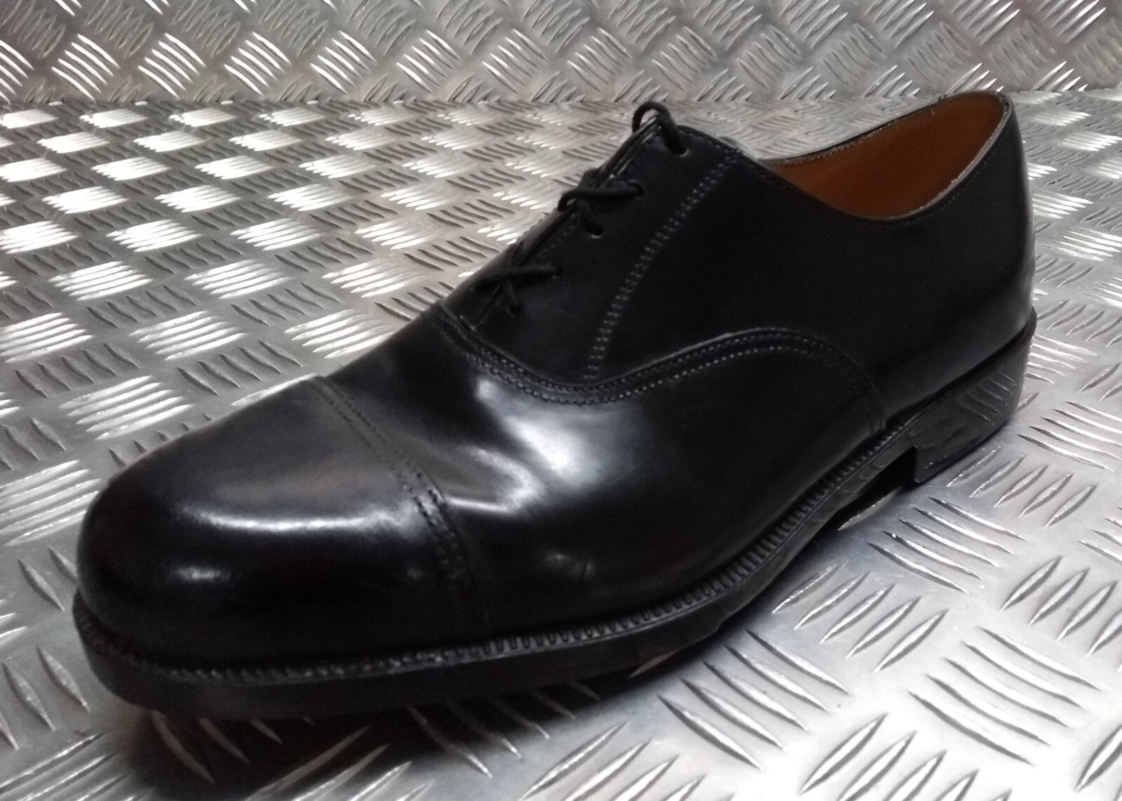 Service Shoes Black Leather British Army Pattern DMS Sole Toe Cap Section USED