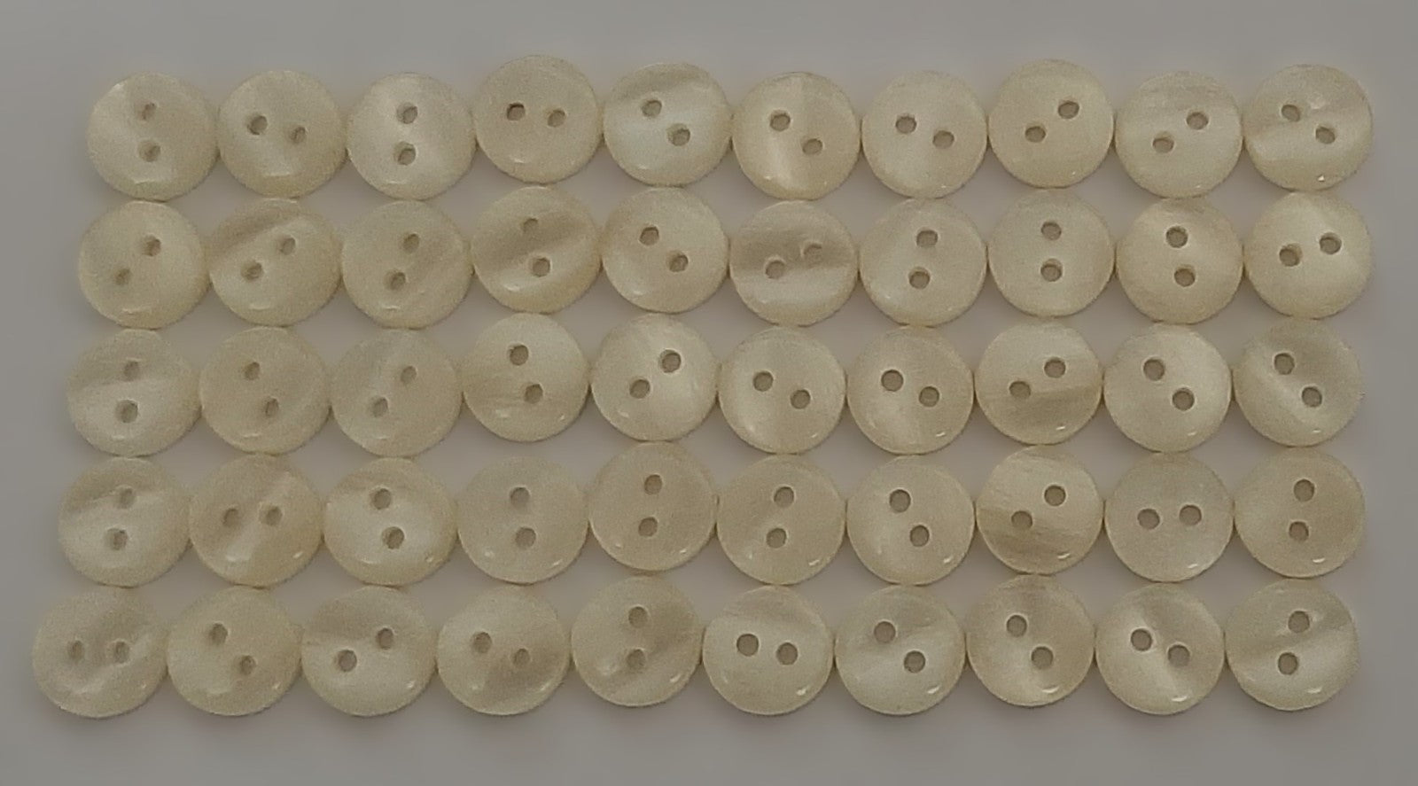 100 Vintage Buttons 2 Hole Shirt / Shank Anchors Pearlesque Cream 8.9mm NOS
