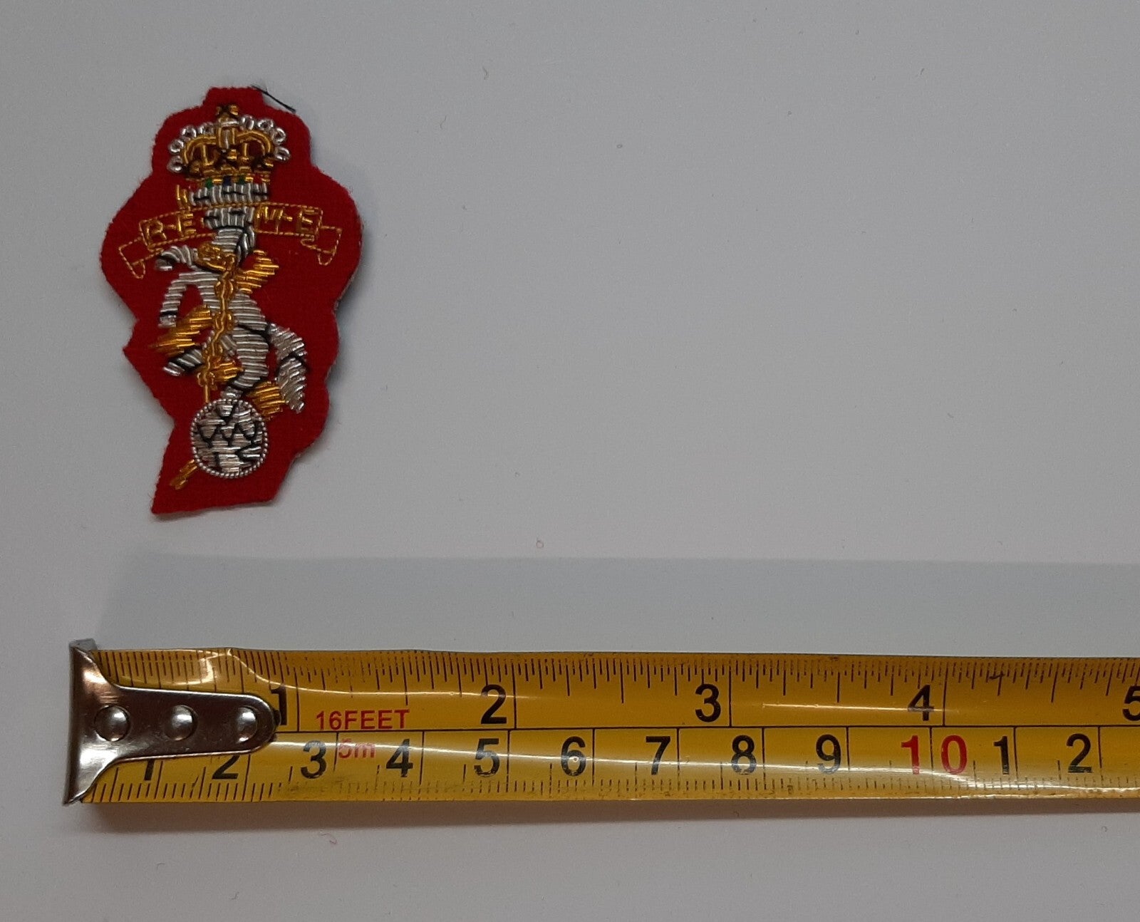 Side Hat Badge REME British Army Royal Electrical and Mechanical Engineers H/E