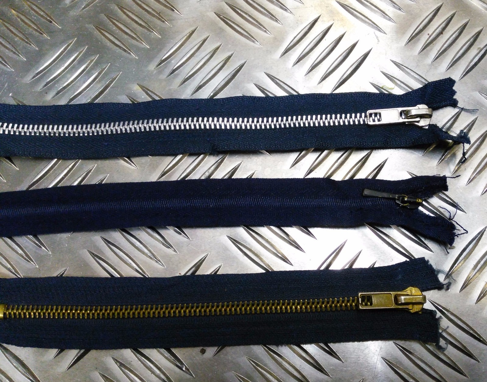 Genuine British Issue Blue Zips X3 7½"- 9½"- 16½" Assorted