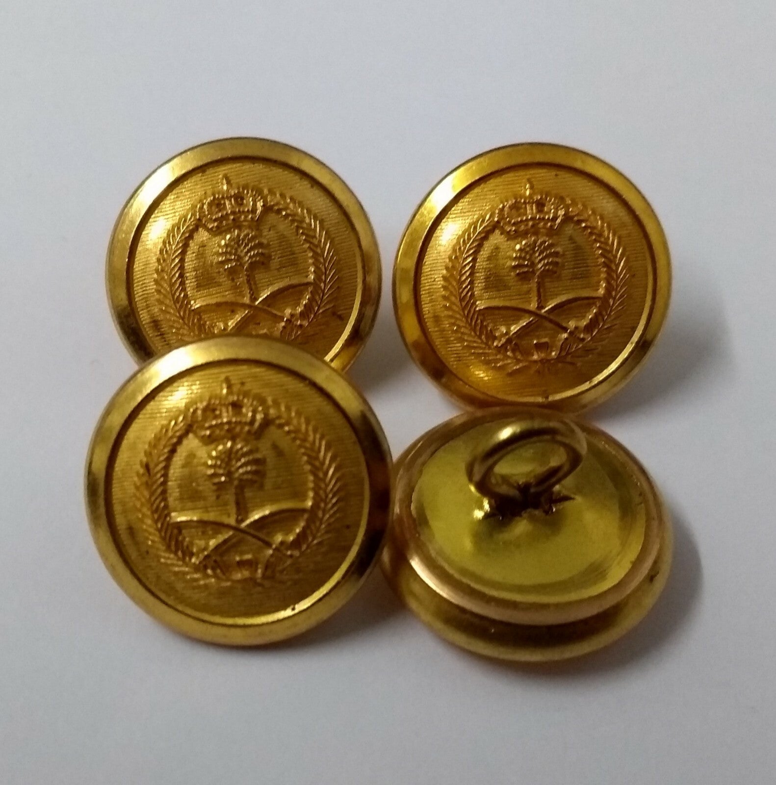 Royal Saudi Arabian Land Obsolete Old Pattern Brass Buttons x 4