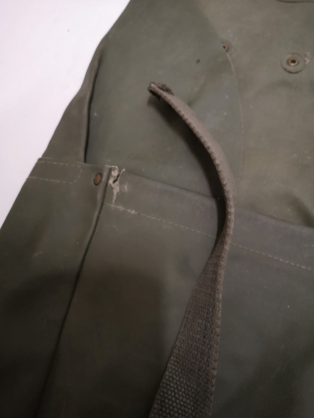 Vintage Army Issue Heavy-duty Vinyl Backpacks & Belts x4ea Heavy Wear & Defects